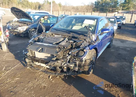 2022 Volkswagen Arteon 2.0T Sel R-Line from USA, damaged, VIN WVWAR7AN4NE011140